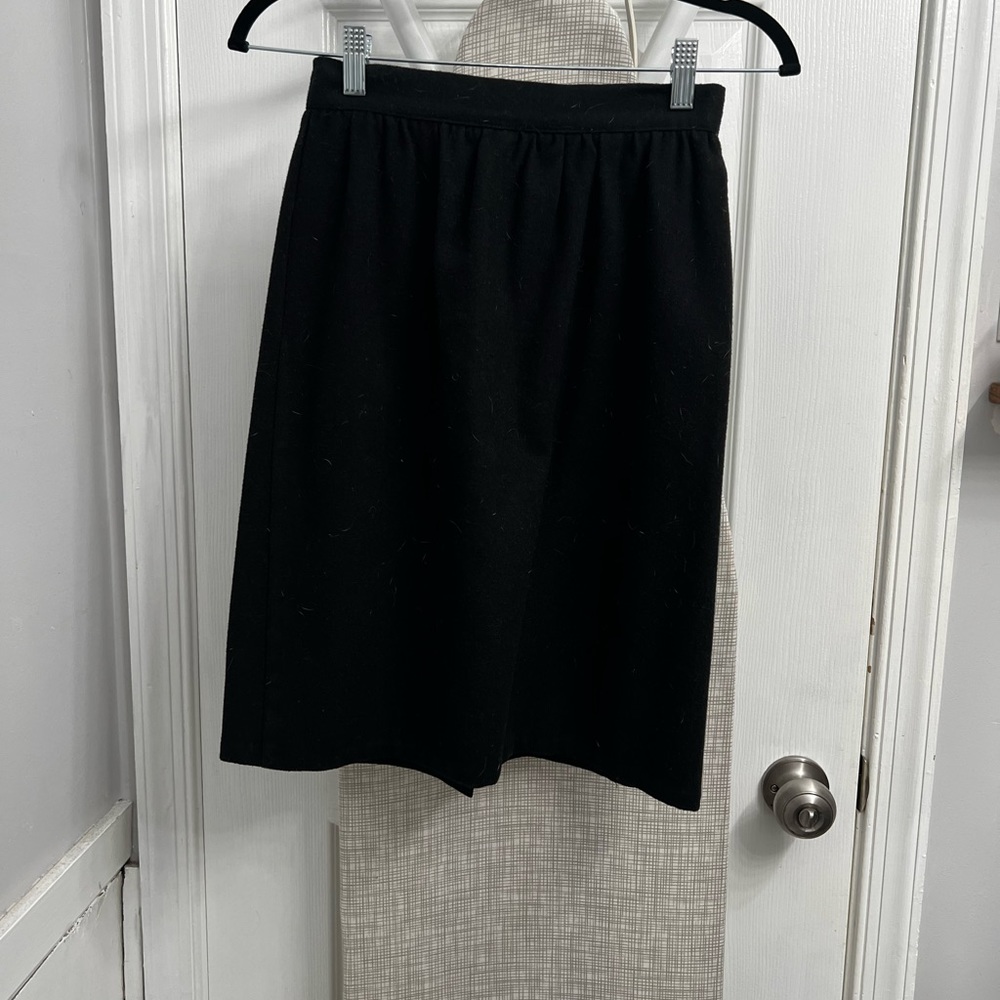 Juniors Wool Skirt
